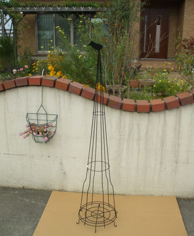 http://gr-garden.com/item/flower_stand/t_stand134-1.png