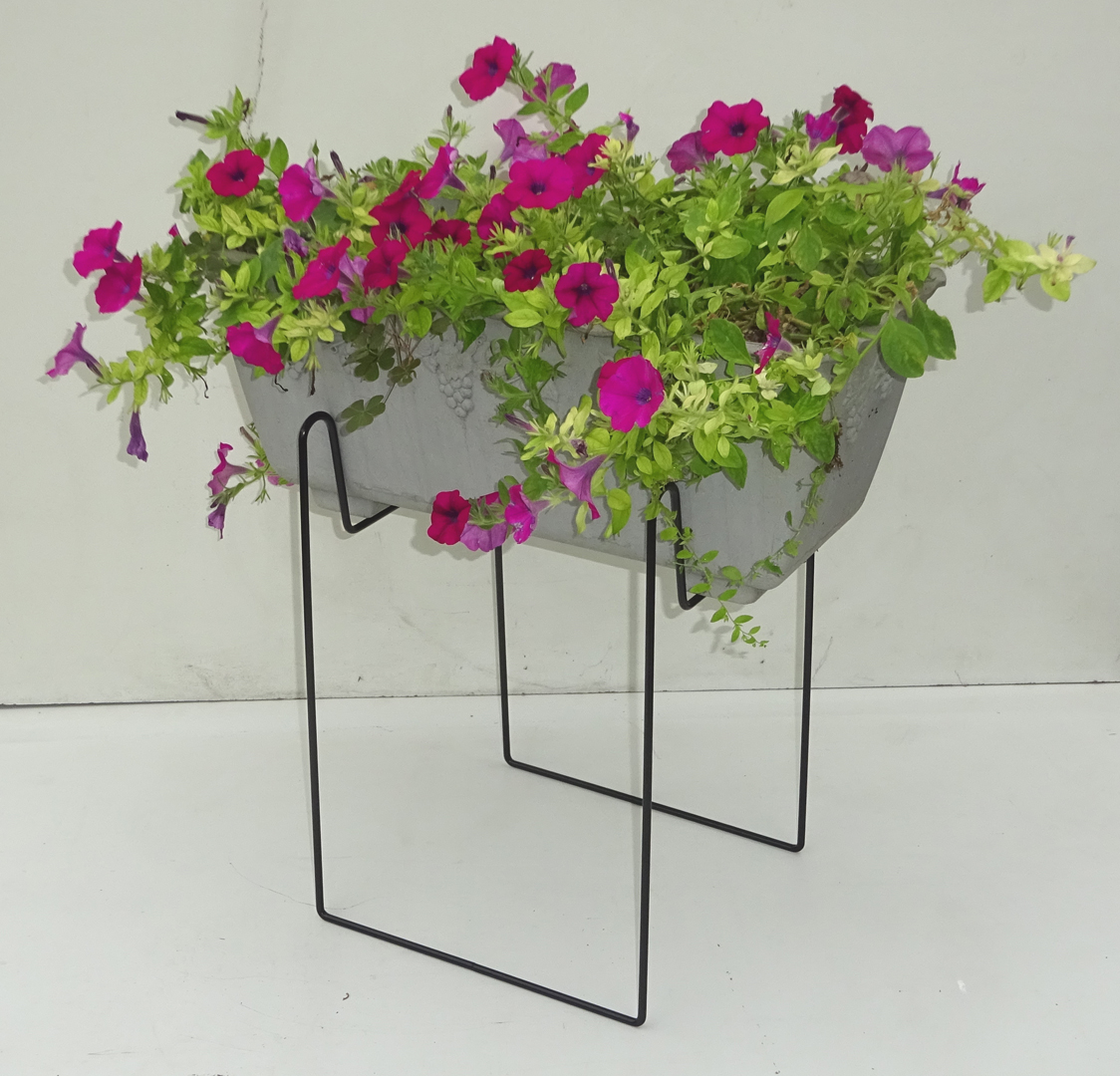 http://gr-garden.com/item/planter/05912.jpg