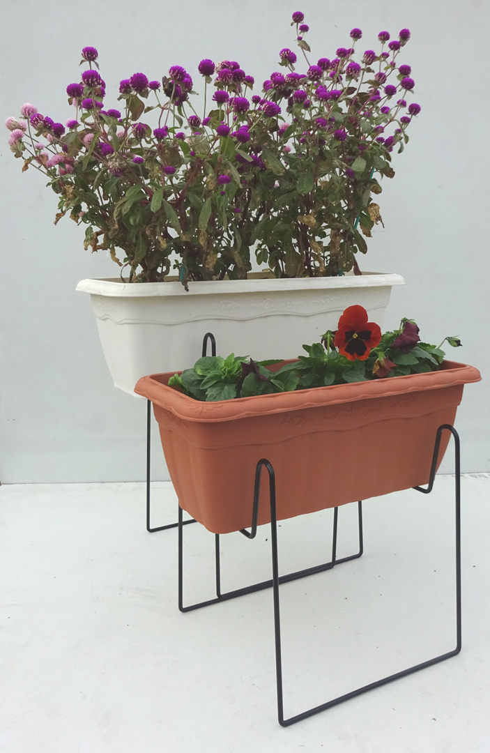 http://gr-garden.com/item/planter/05990.jpg