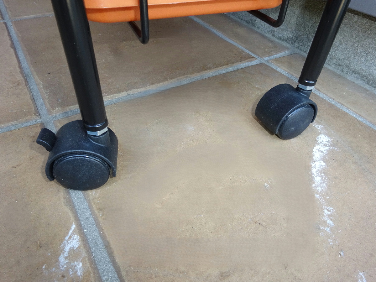 http://gr-garden.com/item/planter/06143.jpg